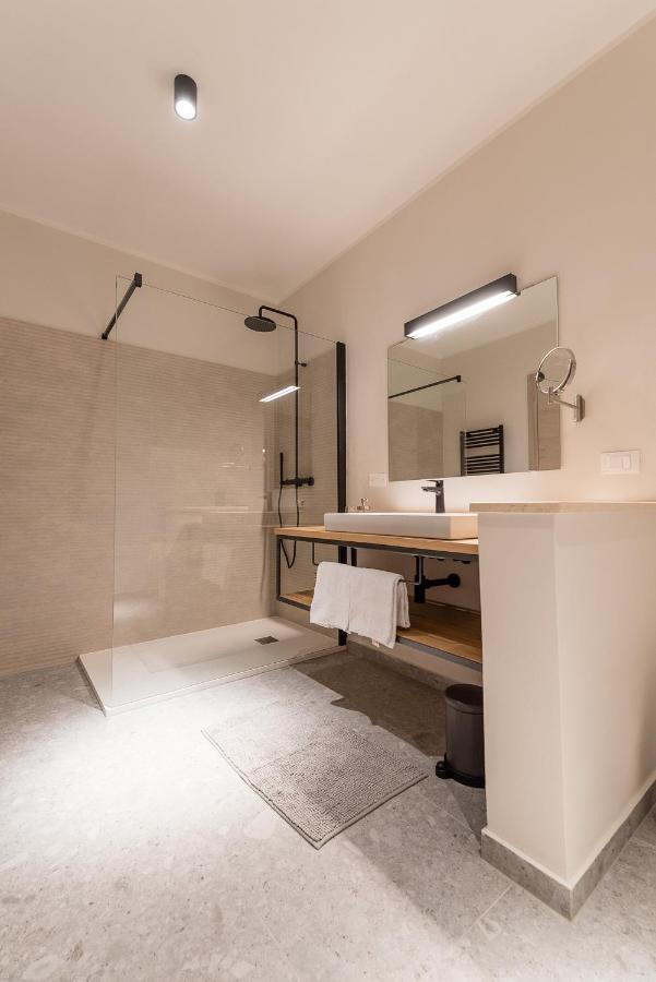 Apartamento L'Abbraccio Della Quercia Momjan Exterior foto