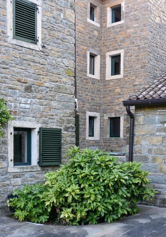 Apartamento L'Abbraccio Della Quercia Momjan Exterior foto