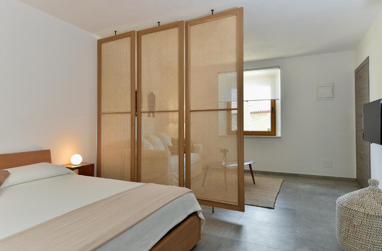 Apartamento L'Abbraccio Della Quercia Momjan Exterior foto